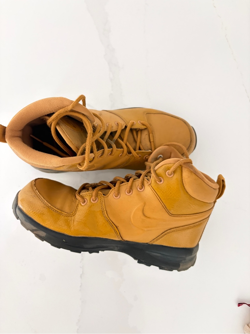 Boys Nike Tan Leather Boots - Stylish Outdoor Work Shoe